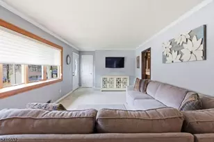 116 Rafkind Rd, Bloomingdale, NJ 07403 - Photo 13