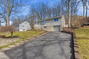 116 Rafkind Rd, Bloomingdale, NJ 07403 - Photo 3