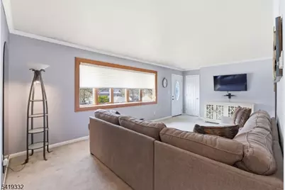 116 Rafkind Rd, Bloomingdale, NJ 07403 - Photo 15