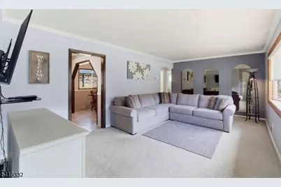 116 Rafkind Rd, Bloomingdale, NJ 07403 - Photo 11