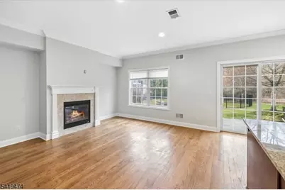 35 Bellows Ln, Montville Township, NJ 07082 - Photo 5