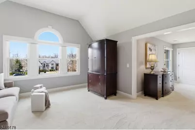 4 Michele Crossing, Raritan Township, NJ 08822 - Photo 29