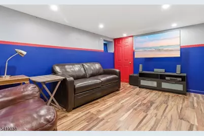 272 Oswald Pl, Union Township, NJ 07088 - Photo 25