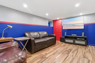 272 Oswald Pl, Union Township, NJ 07088 - Photo 25