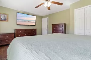 272 Oswald Pl, Union Township, NJ 07088 - Photo 13