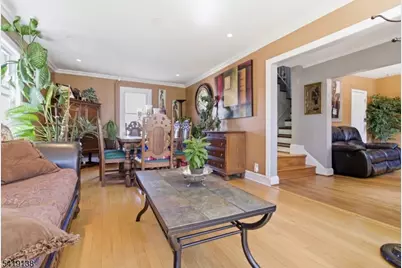 272 Oswald Pl, Union Township, NJ 07088 - Photo 5