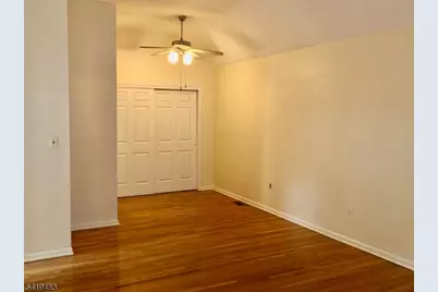 48 Stonegate Dr, Roseland, NJ 07068 - Photo 9