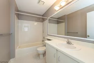 289 English Pl, Bernards Township, NJ 07920 - Photo 9