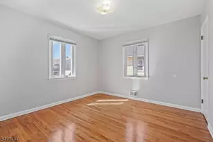 2075 Barnett St, Rahway, NJ 07065 - Photo 15