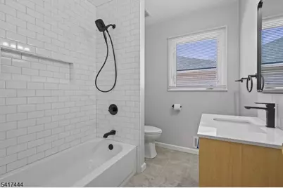 2075 Barnett St, Rahway, NJ 07065 - Photo 9