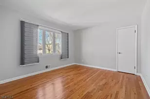 2075 Barnett St, Rahway, NJ 07065 - Photo 7