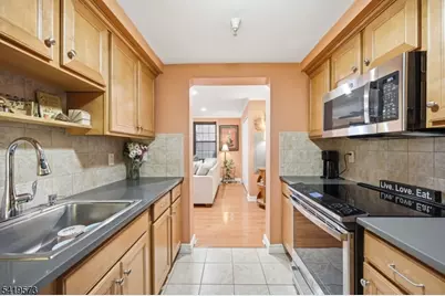 7 Prospect St #410, Morristown, NJ 07960 - Photo 17