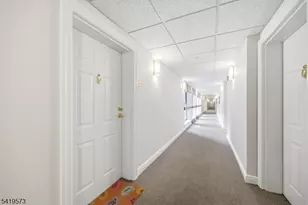 7 Prospect St, Morristown, NJ 07960 - Photo 5