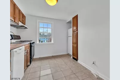 [Address not provided], Cranford Township, NJ 07016 - Photo 13