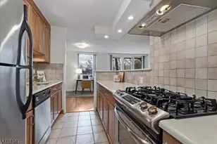 530 Valley Rd, Montclair, NJ 07043 - Photo 11