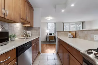 530 Valley Rd - #3L, Montclair, NJ 07043 - Photo 13