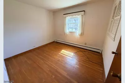 32 Lake Dr, Parsippany, NJ 07005 - Photo 17