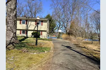 32 Lake Dr, Parsippany, NJ 07005 - Photo 3