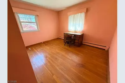 32 Lake Dr, Parsippany, NJ 07005 - Photo 13