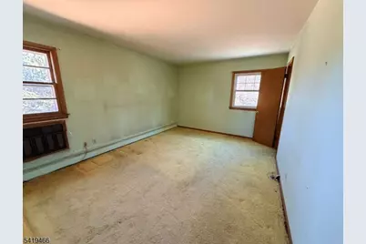 32 Lake Dr, Parsippany, NJ 07005 - Photo 15