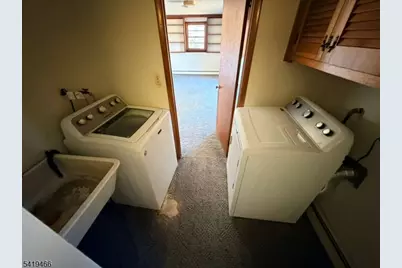 32 Lake Dr, Parsippany, NJ 07005 - Photo 27