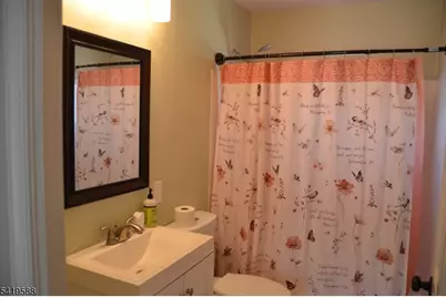 8 Millbrook Rd, Franklin Township, NJ 07882 - Photo 9