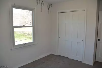 8 Millbrook Rd, Franklin Township, NJ 07882 - Photo 17