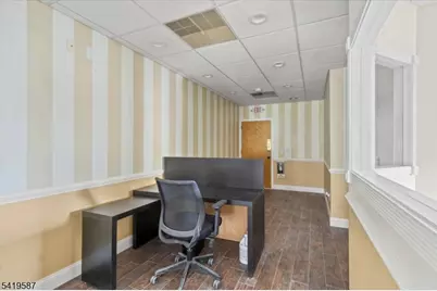 530 Ea Main St Unit 5B, Chester, NJ 07930 - Photo 15