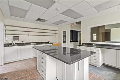 530 Ea Main St Unit 5B, Chester, NJ 07930 - Photo 3