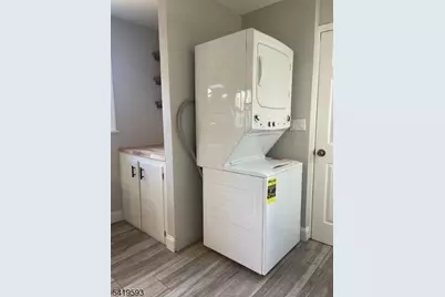 246 Beaverbrook Rd, Lincoln Park, NJ 07035 - Photo 7