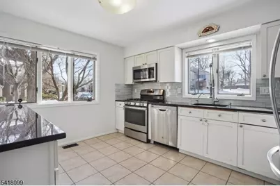 77 Derby Ct, Madison, NJ 07940 - Photo 7