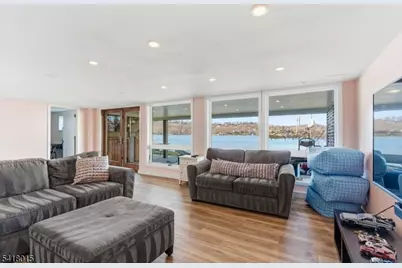 9 Balsam Pkwy, Sparta Township, NJ 07871 - Photo 41