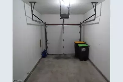 253 Spruce Ct, Raritan Township, NJ 08822 - Photo 21