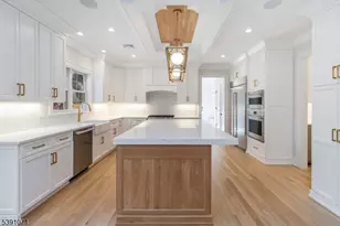 2 Whitman Dr, Chatham Township, NJ 07928 - Photo 7