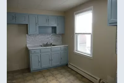 645 Main St, Little Falls Township, NJ 07424 - Photo 13