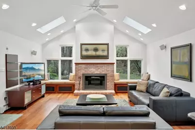 27 Oak Pl, North Caldwell, NJ 07006 - Photo 7