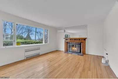 26 Dogwood Rd, West Orange Township, NJ 07052 - Photo 5