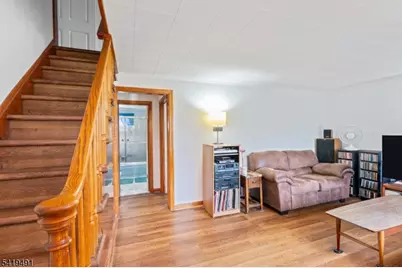 34 Lakeview Ave, Butler, NJ 07405 - Photo 3