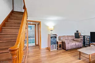 34 Lakeview Ave, Butler, NJ 07405 - Photo 3