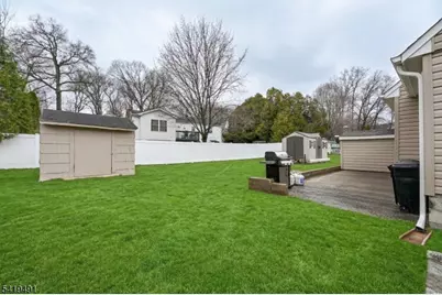 34 Lakeview Ave, Butler, NJ 07405 - Photo 21