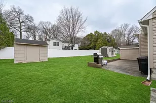 34 Lakeview Ave, Butler, NJ 07405 - Photo 21