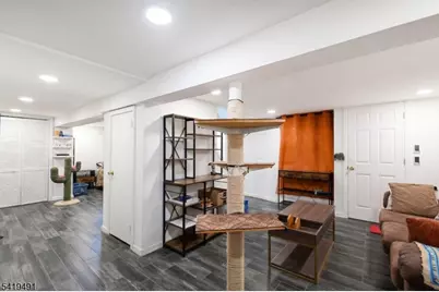 34 Lakeview Ave, Butler, NJ 07405 - Photo 11