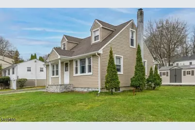 34 Lakeview Ave, Butler, NJ 07405 - Photo 1