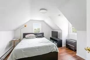 34 Lakeview Ave, Butler, NJ 07405 - Photo 15