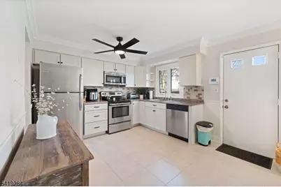 302 Columbia Common, Hillsborough Township, NJ 08844 - Photo 11