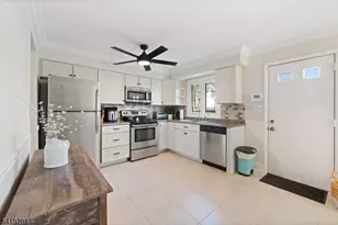 302 Columbia Common, Hillsborough Township, NJ 08844 - Photo 11