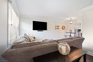 302 Columbia Common, Hillsborough Township, NJ 08844 - Photo 5