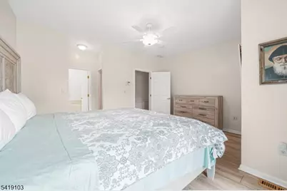 45 Windsor Dr, Lincoln Park, NJ 07035 - Photo 13