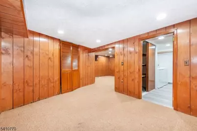 428 Essex Ave, Bloomfield, NJ 07003 - Photo 23