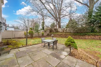 428 Essex Ave, Bloomfield, NJ 07003 - Photo 25